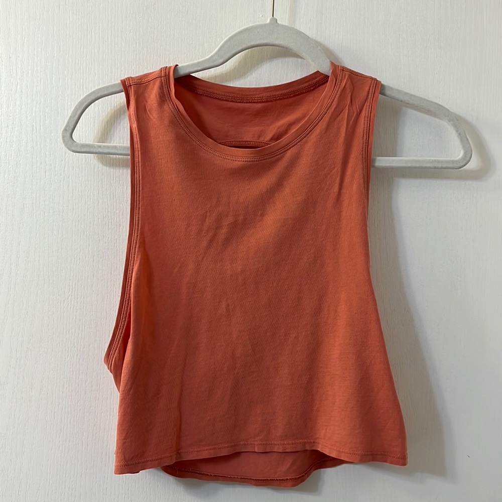 Lululemon cropped orange tank top
